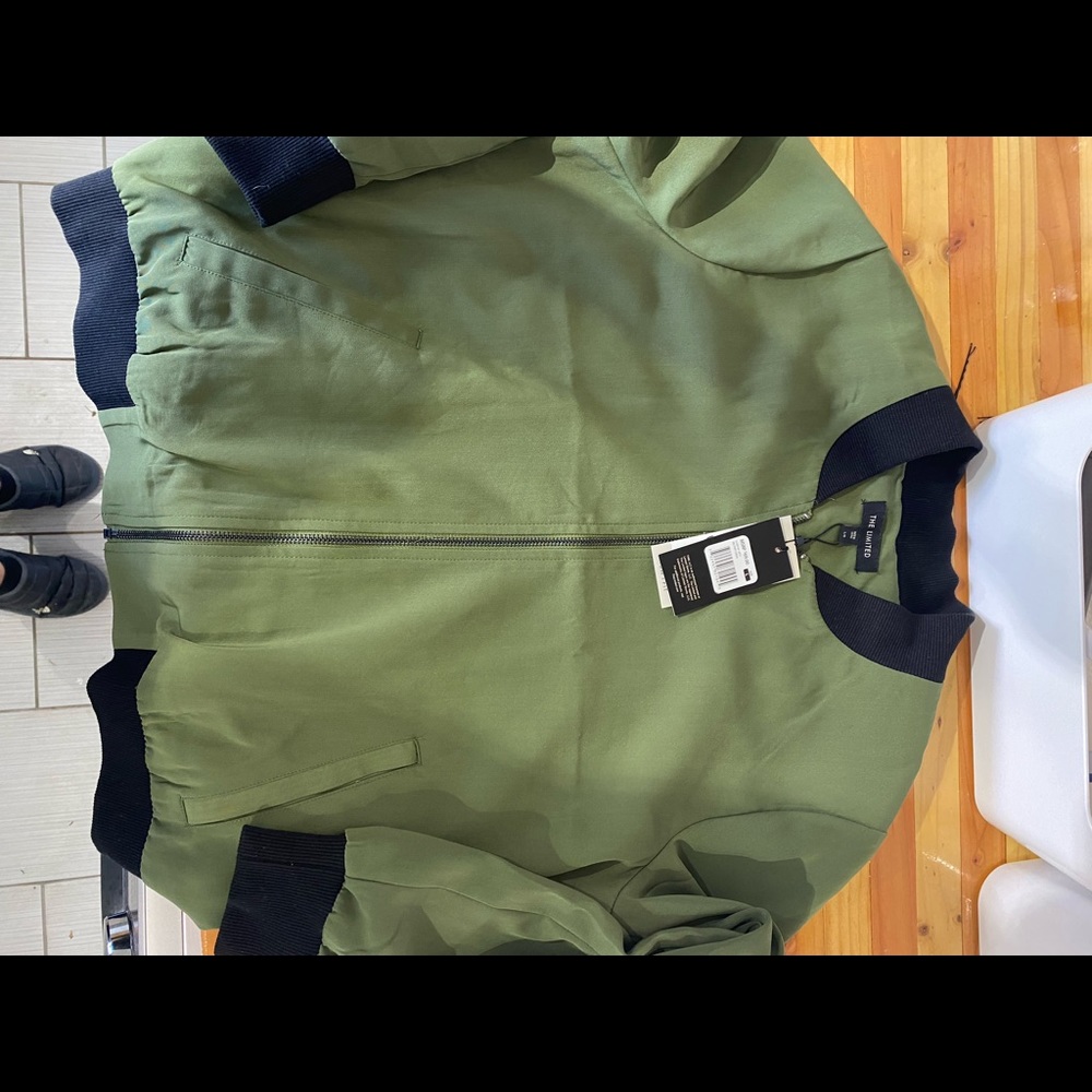 Bomber jacket